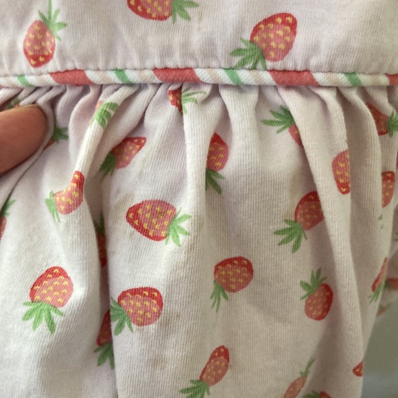 Strawberry dress 🍓 - Picture 3 of 4
